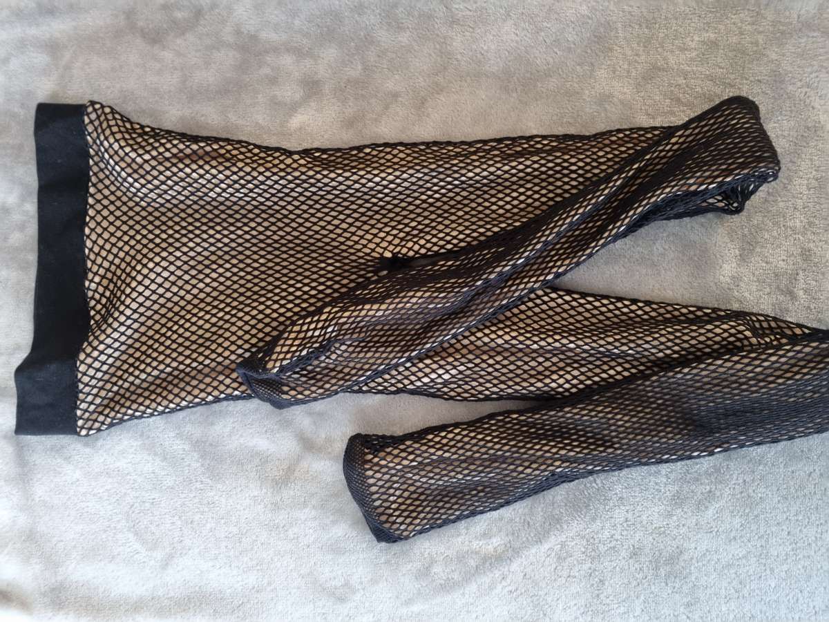 Fishnet tights with lining- size med