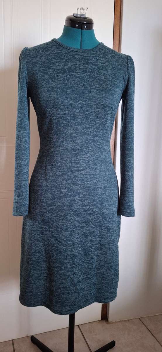 Long sleeve dress size s/m