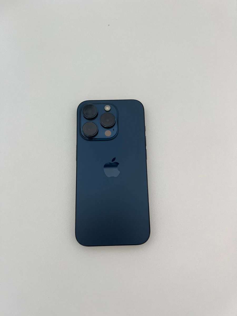 Apple iPhone 15 Pro 256GB - No Face ID