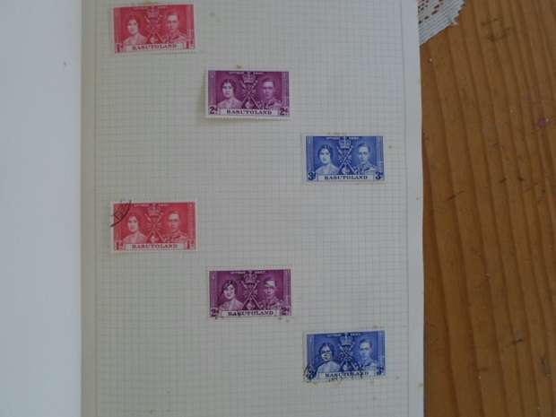 ALBUM 1937 CORONATION KING GEORGE AND QUEEN ELIZABETH GREAT COLLECTION 372 MINT AND USED STAMPS