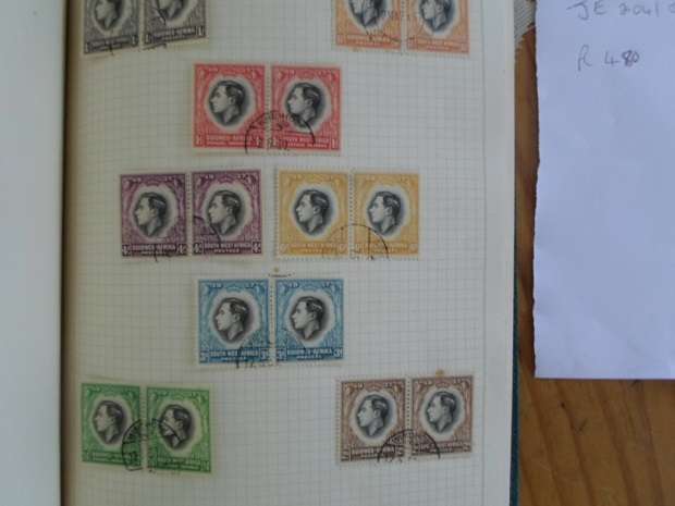 ALBUM 1937 CORONATION KING GEORGE AND QUEEN ELIZABETH GREAT COLLECTION 372 MINT AND USED STAMPS