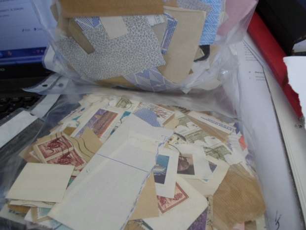 600 X RSA AND HOMELAND USED STAMPS ON PAPER NEAT LOT SEE PICS