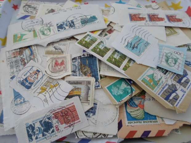 1000 X MIXED WORLD USED STAMPS ON PAPER GREAT LOT BARGAIN SEE PICS