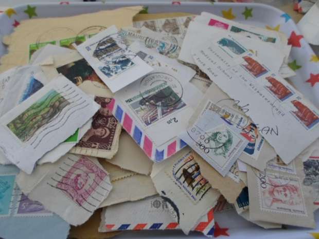 1000 X MIXED WORLD USED STAMPS ON PAPER GREAT LOT BARGAIN SEE PICS