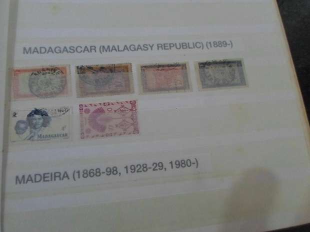 LARGE ALBUM MIXED WORLD STAMPS SEE PICS