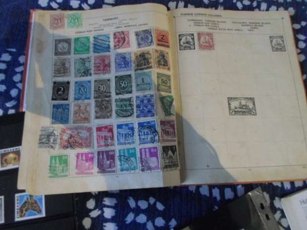 MIXED LOT STAMPS GOOD VALUE HERE SEE PICS
