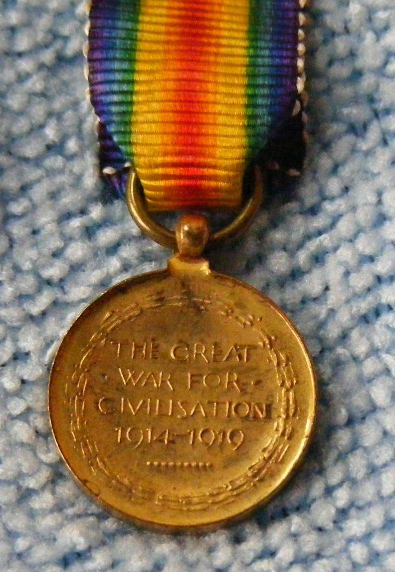 UK WW I Victory and War medal Pair with ribbon bar Silver (see description for info)
