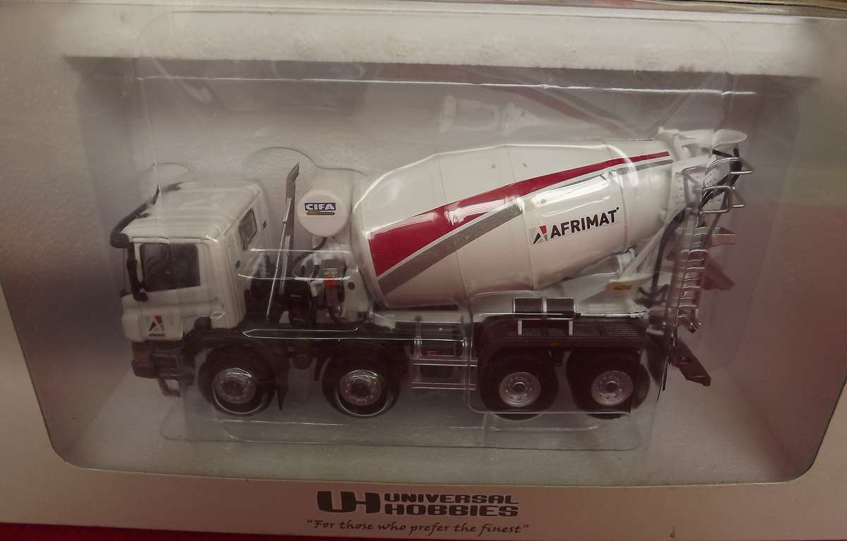 Die Cast 1:50 Scale Scania Afrimat  Concrete mixer, Universal Hobbies- LOW START