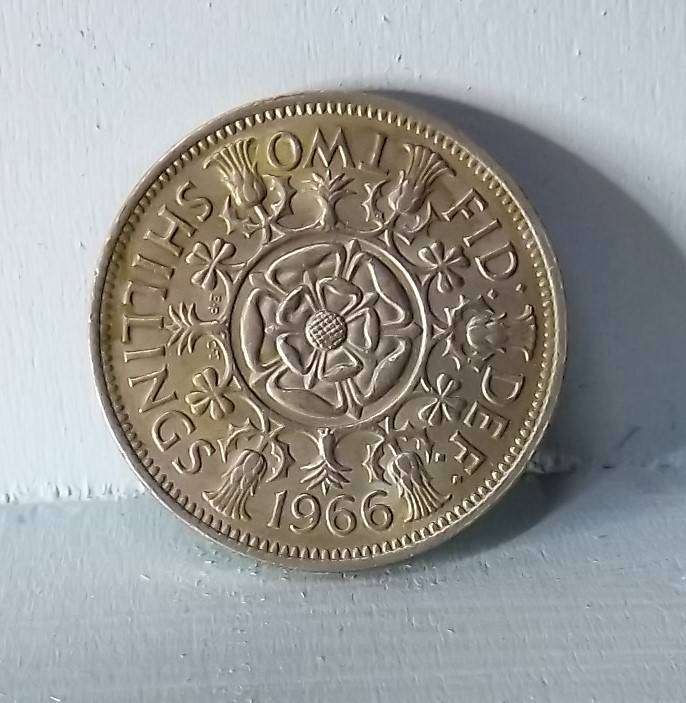 1966 2 Shillings Great Britain Excellent!