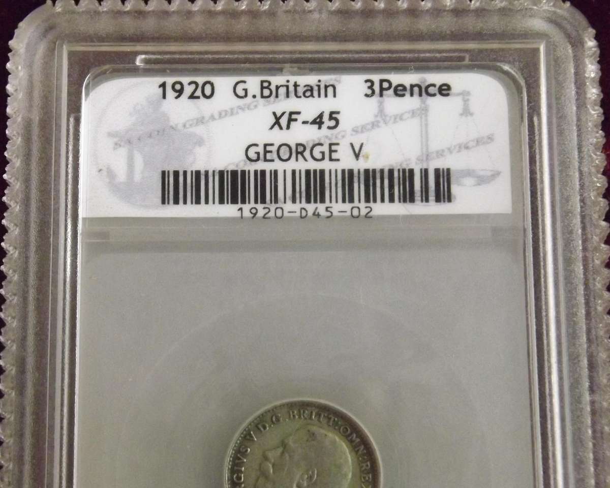 1920 XF-45  Great Britain 3 Pence George V
