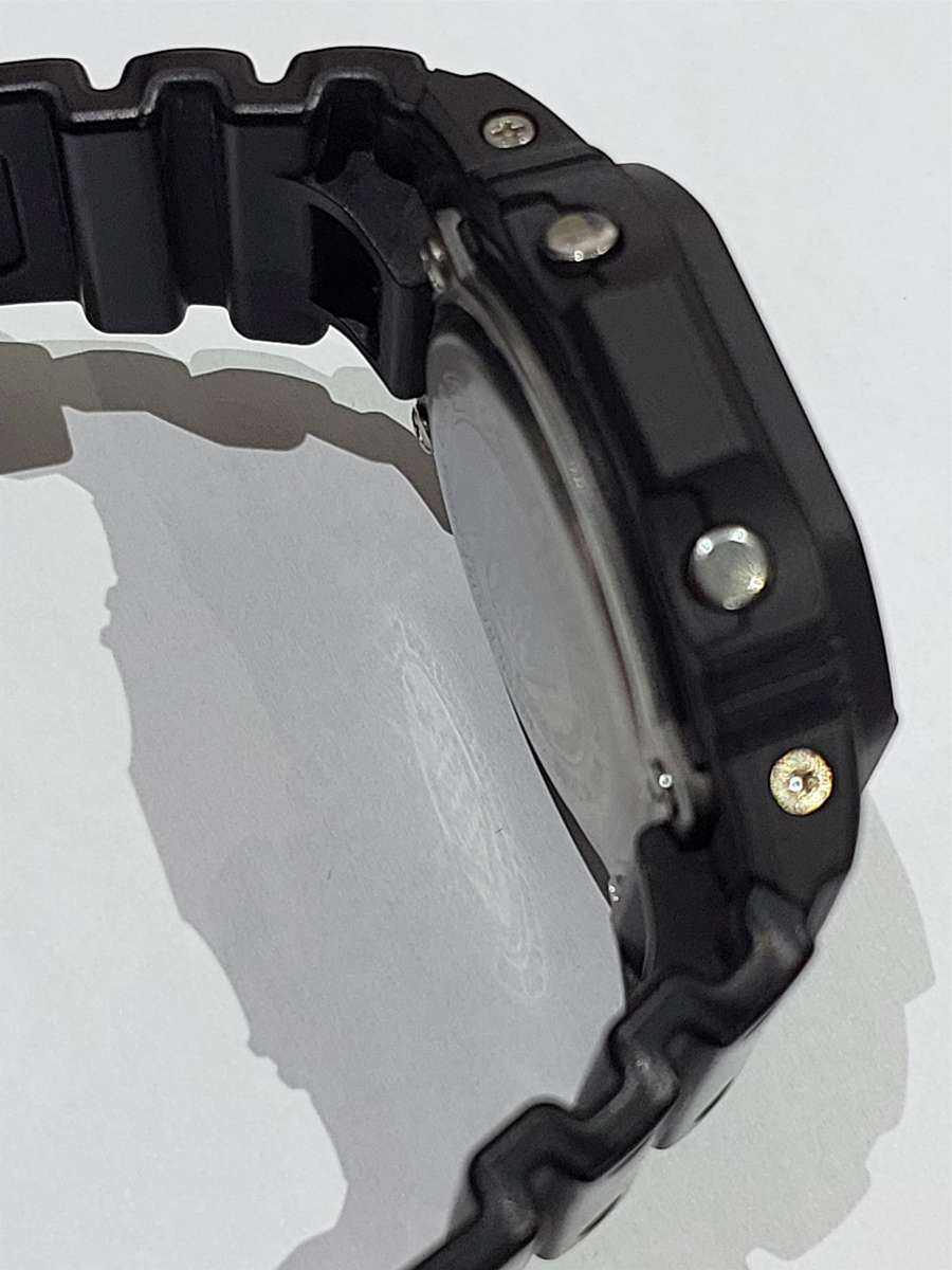 Casio G-Shock men`s wrist watch (G-5600E-1DR solar)