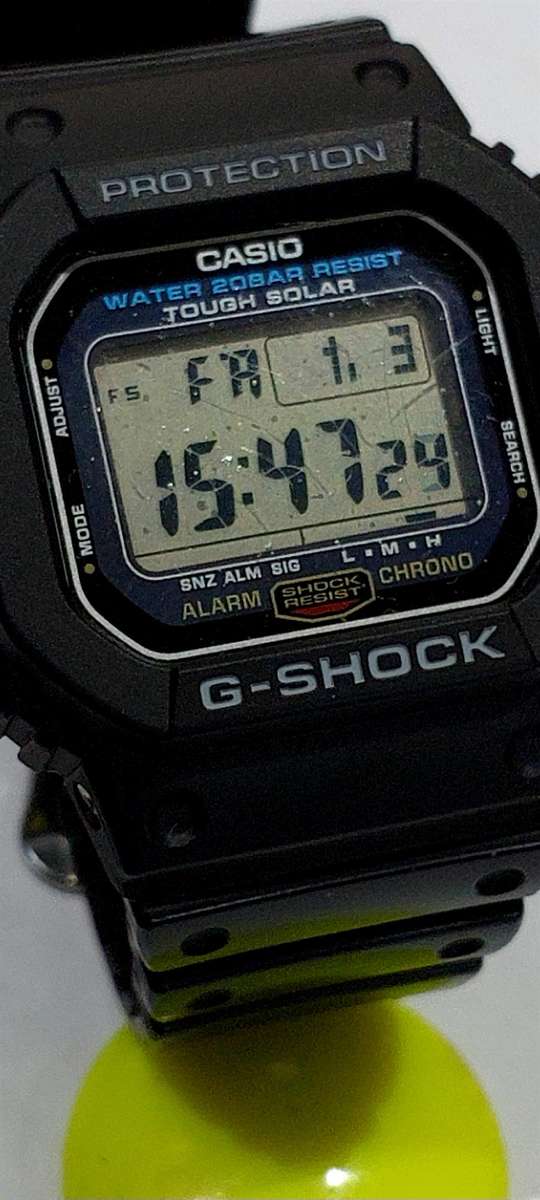 Casio G-Shock men`s wrist watch (G-5600E-1DR solar)