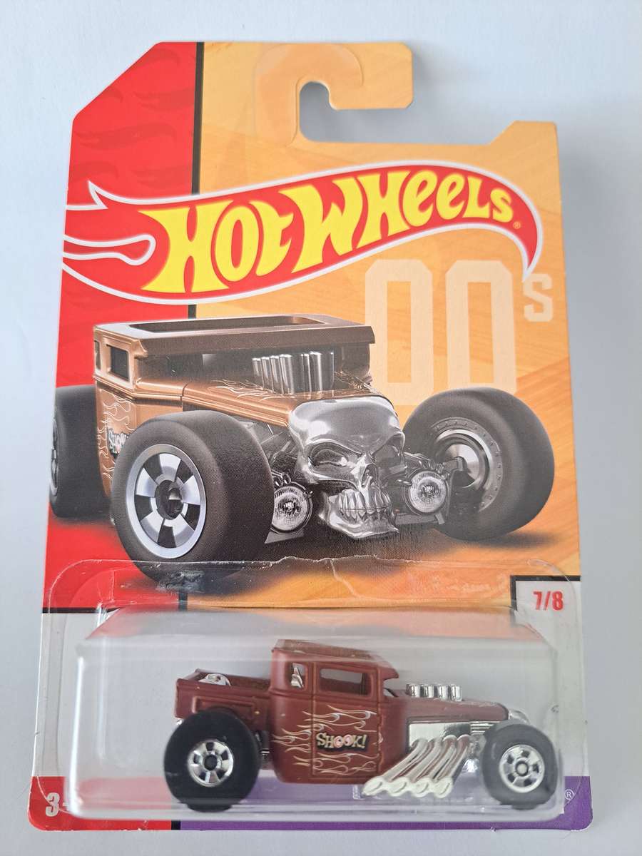Hotwheels Bone Shaker 'Shook' - Long Card