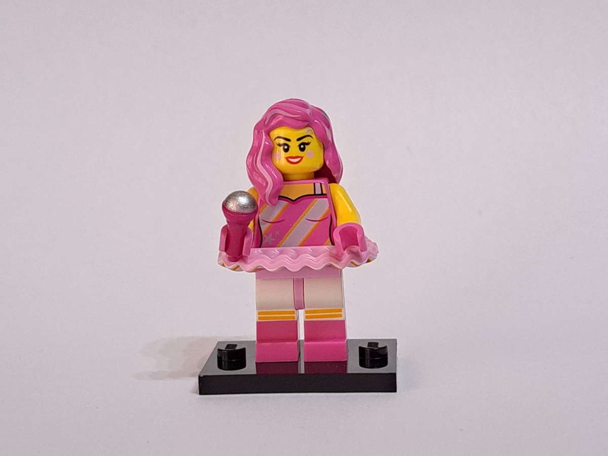 Lego Minifigure - Genuine