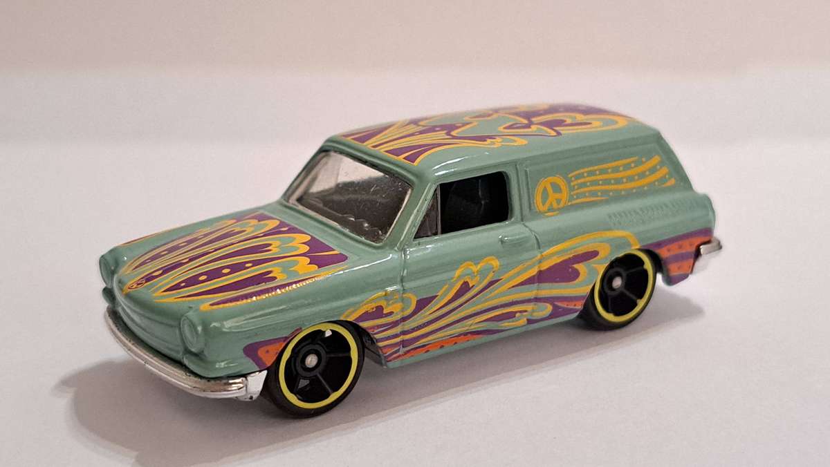 Hotwheels VW Squareback - Hard to Find