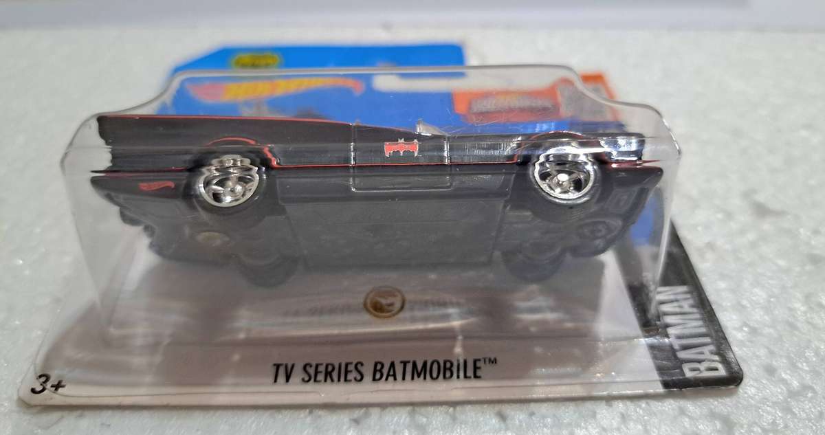 Hotwheels TV Series Batmobile (2016 release) - SUPER TREASURE HUNT - Very Hard to Find!