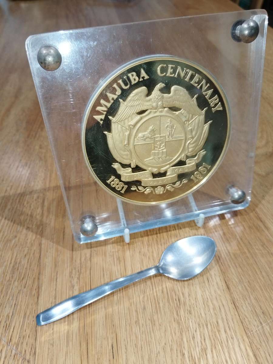 Amajuba Centenary 1881-1981 100yr Ann 1kg gold medallion paperweight