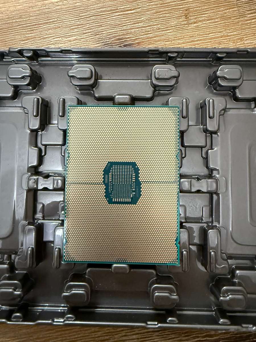 Intel® Xeon® Silver 4309Y Processor 12M Cache, 2.80 GHz 8C 16T