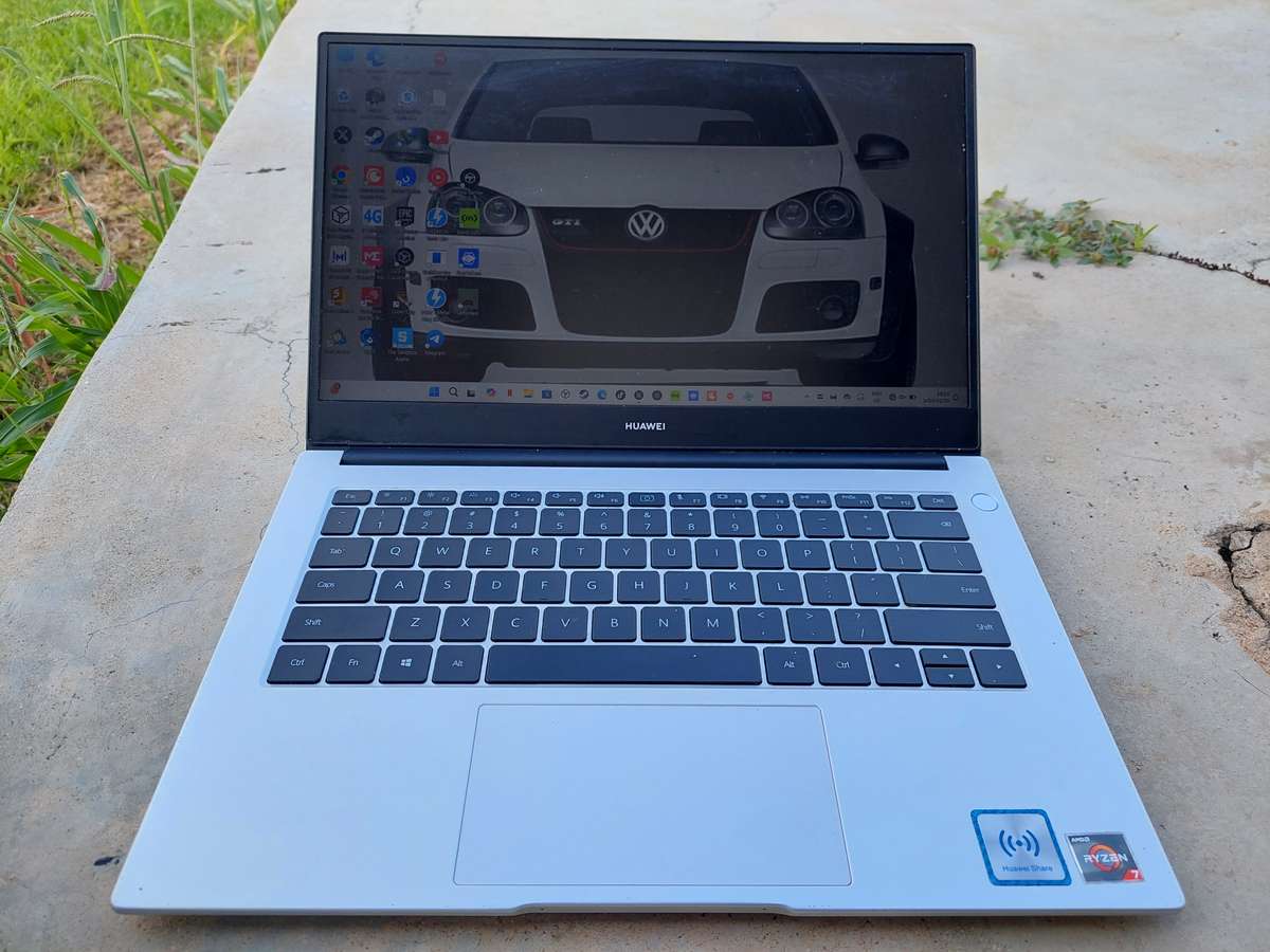 Hauwei matebook d14 AMD RYZEN 7 cpu
