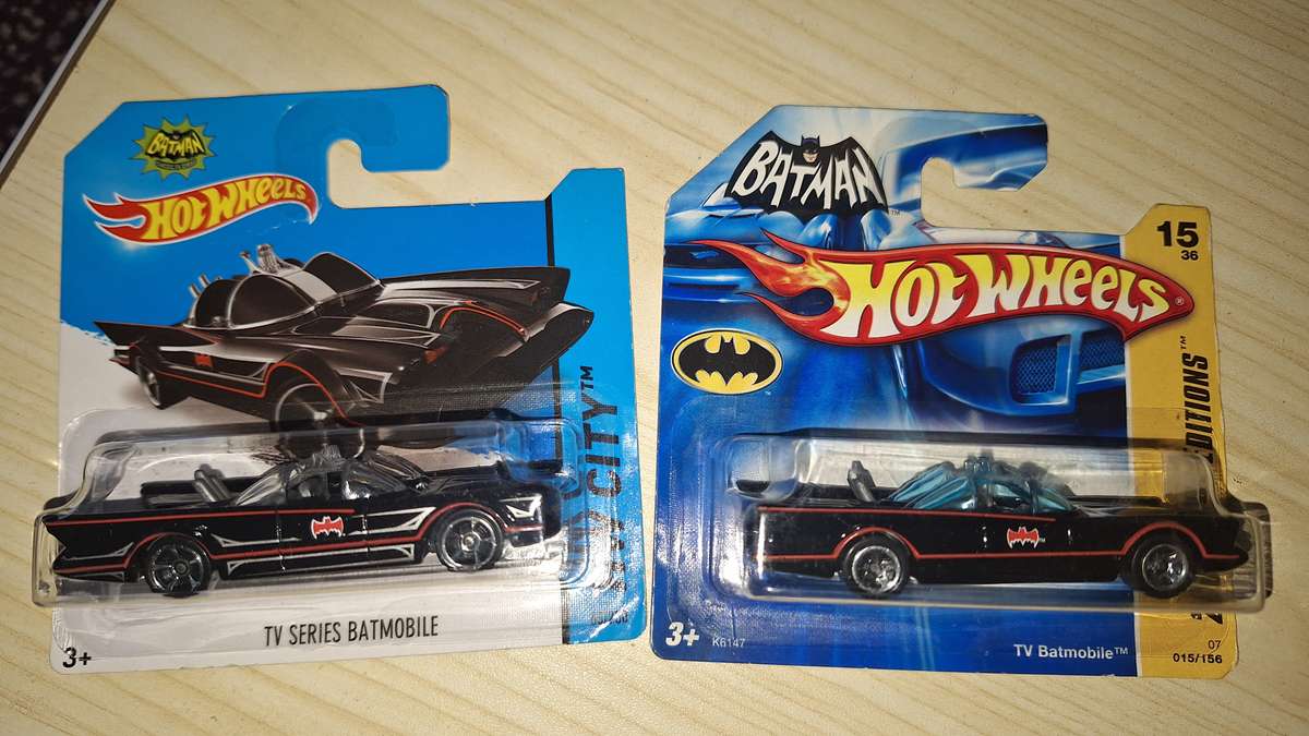 Hot Wheels - Lot of 2 Cars - TV Series Batmobile