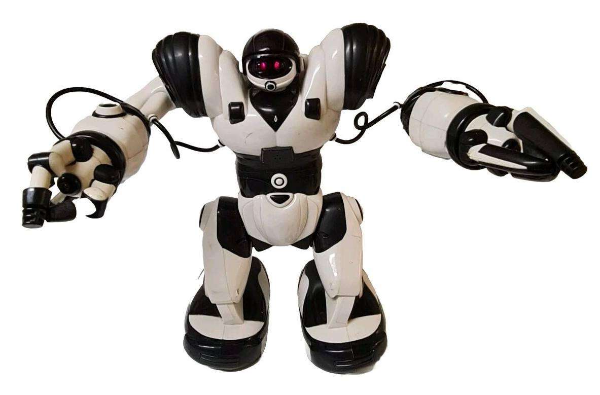 Robosapien 35cm Interactive Dancing Animated Toy Robot with Remote - Excellent condition