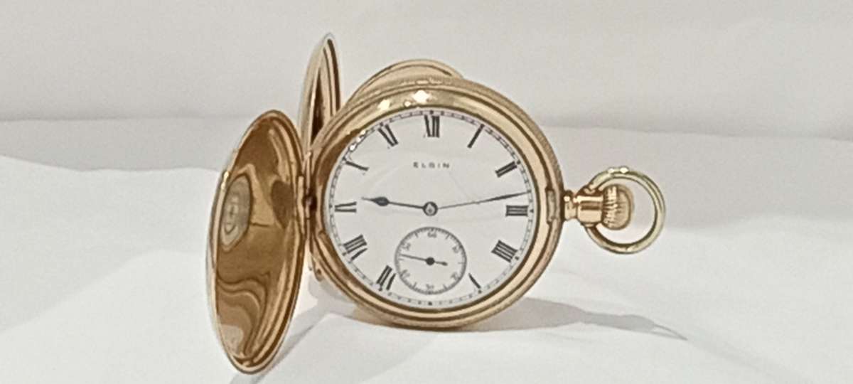 1924 Elgin Hunting gold plated pocket watch