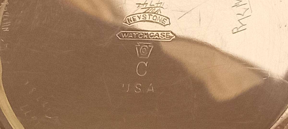 1924 Elgin Hunting gold plated pocket watch