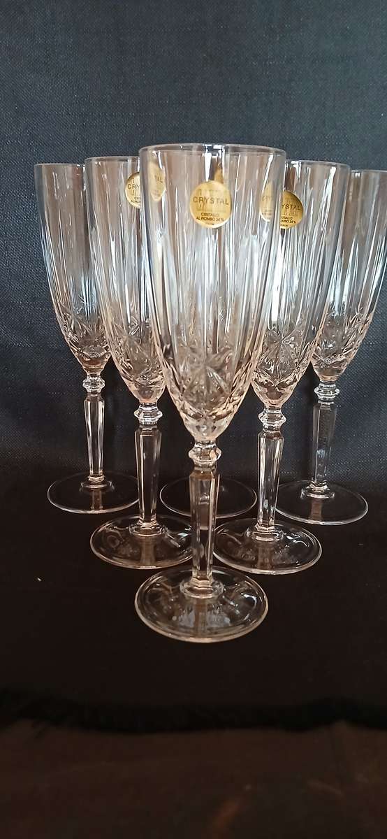 Capri crystal champagne flutes