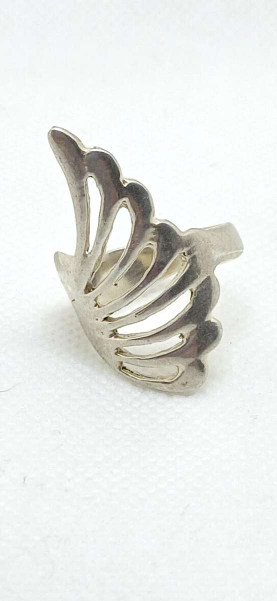 Sterling silver 'Angel wing' ring