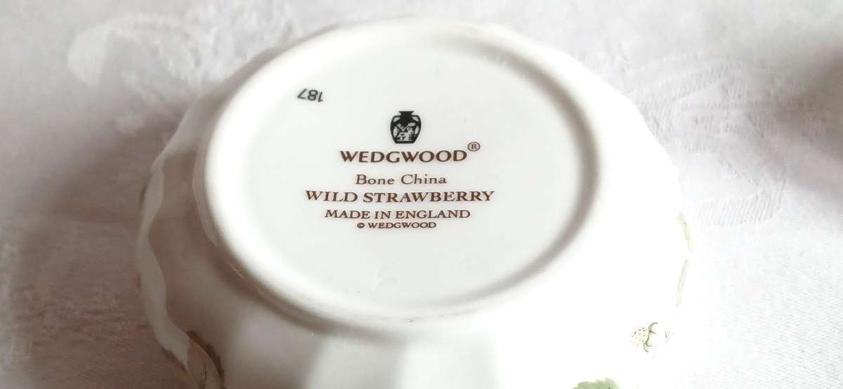 Variety of vintage trinket boxes