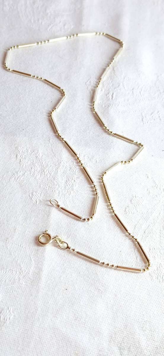 Sterling silver bar and ball necklace