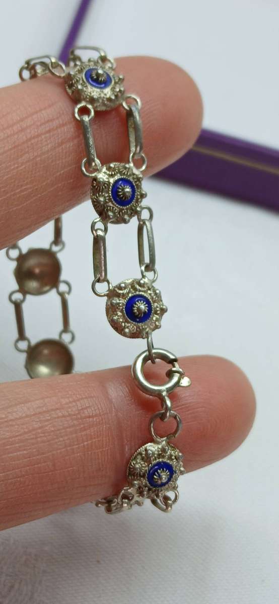 Vintage sterling silver 'flower' bracelet