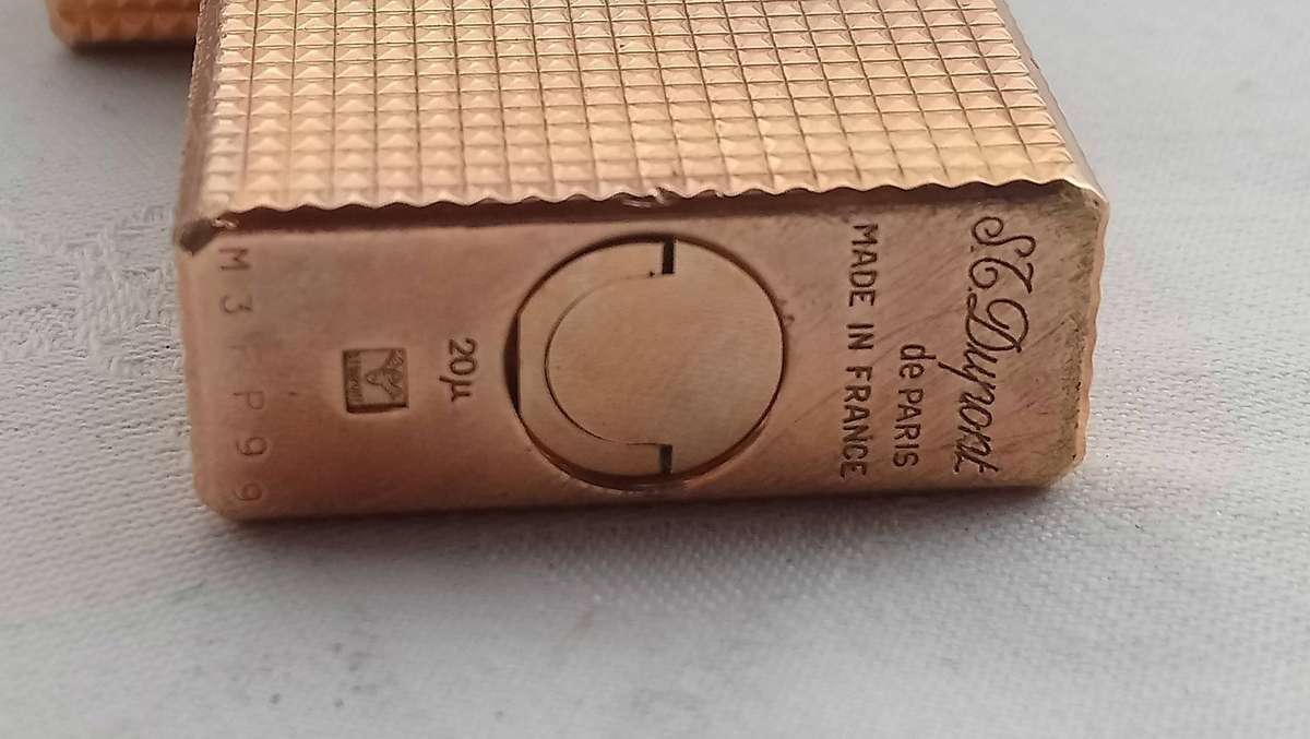 1970s S.T.DuPont lighter