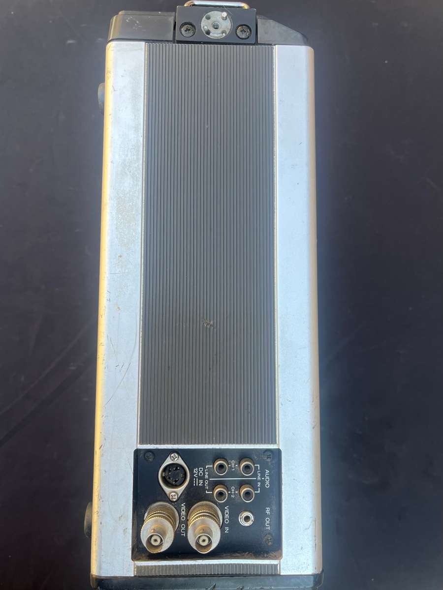 JVC PORTABLE VCR RECORDER. NOT TESTED.