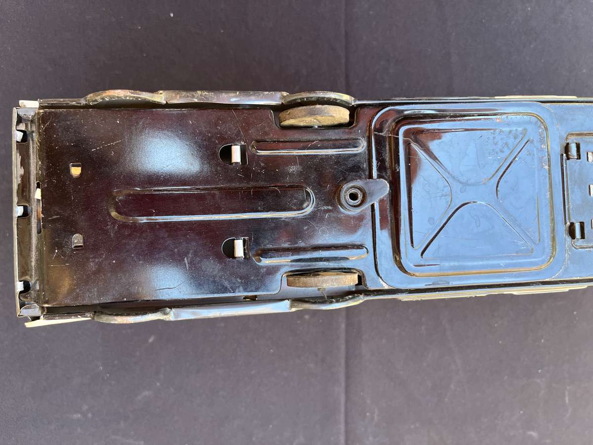 Vintage tin locomotive toy. NOT TESTED.