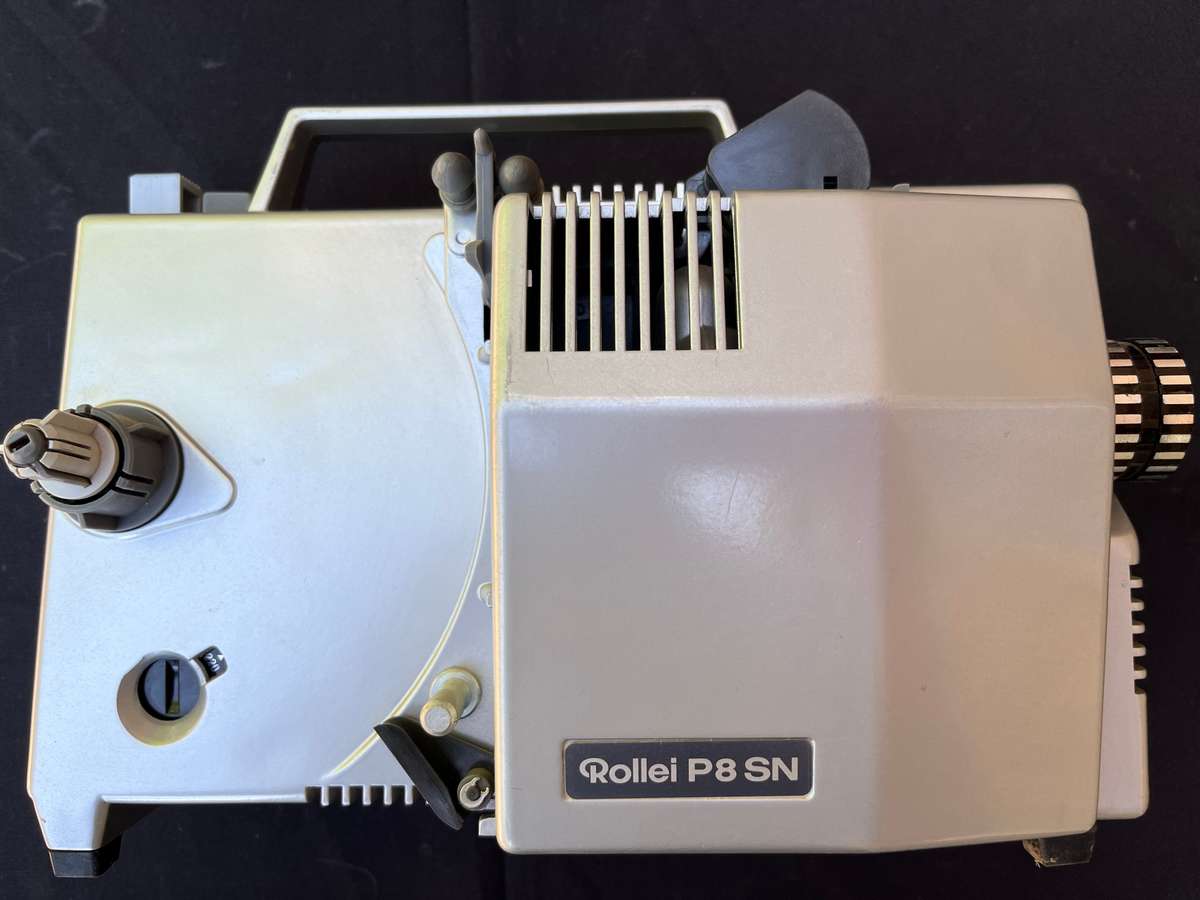 Rollei P8 SN Film projector. NOT TESTED, NO POWER CABLE.