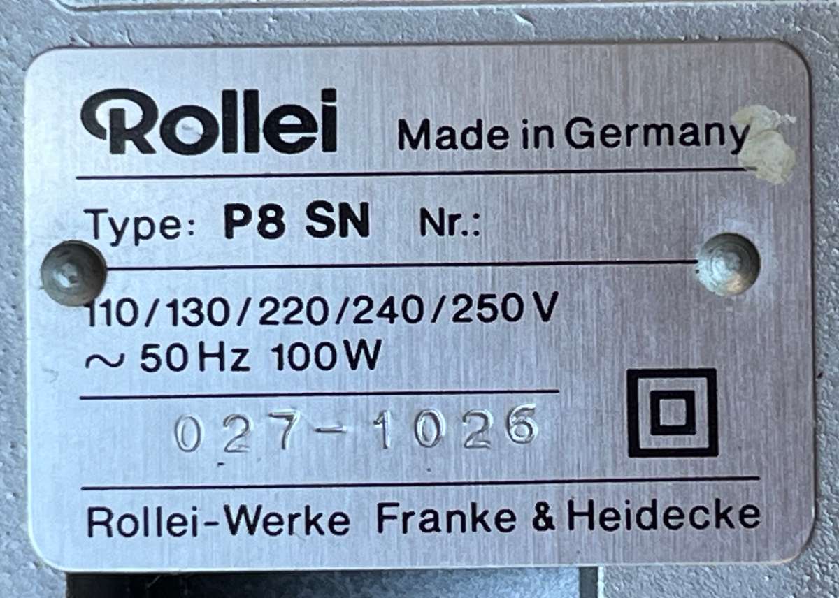 Rollei P8 SN Film projector. NOT TESTED, NO POWER CABLE.