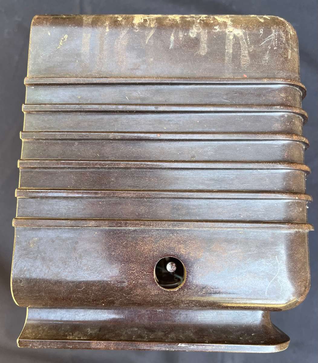 Antique PHILIPS valve radio. NOT TESTED