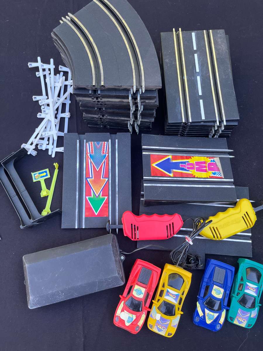 Slot cars and tracks