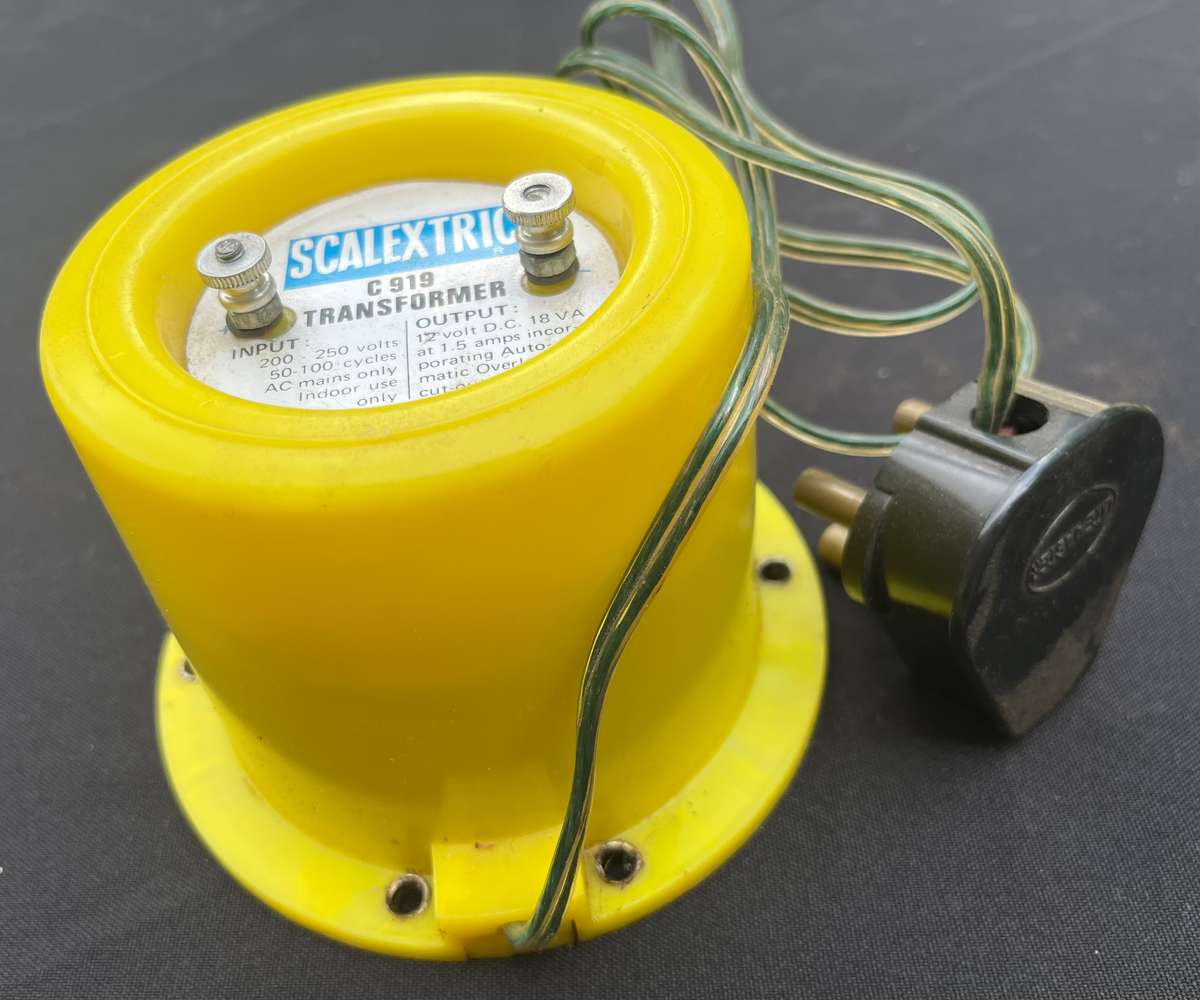 Origenal SCALEXTRIX transformer. Working.