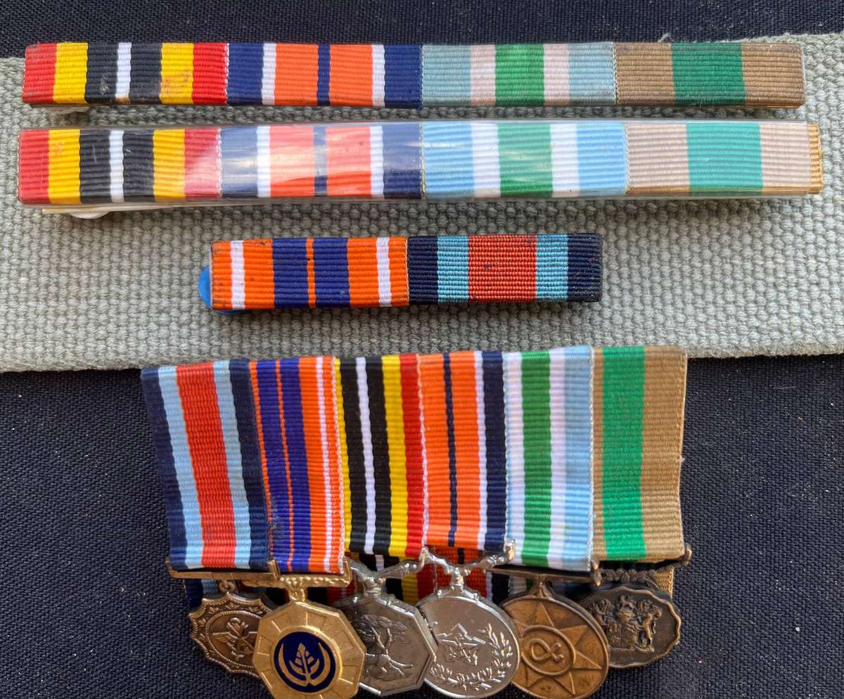 SADF Small Medals and belt