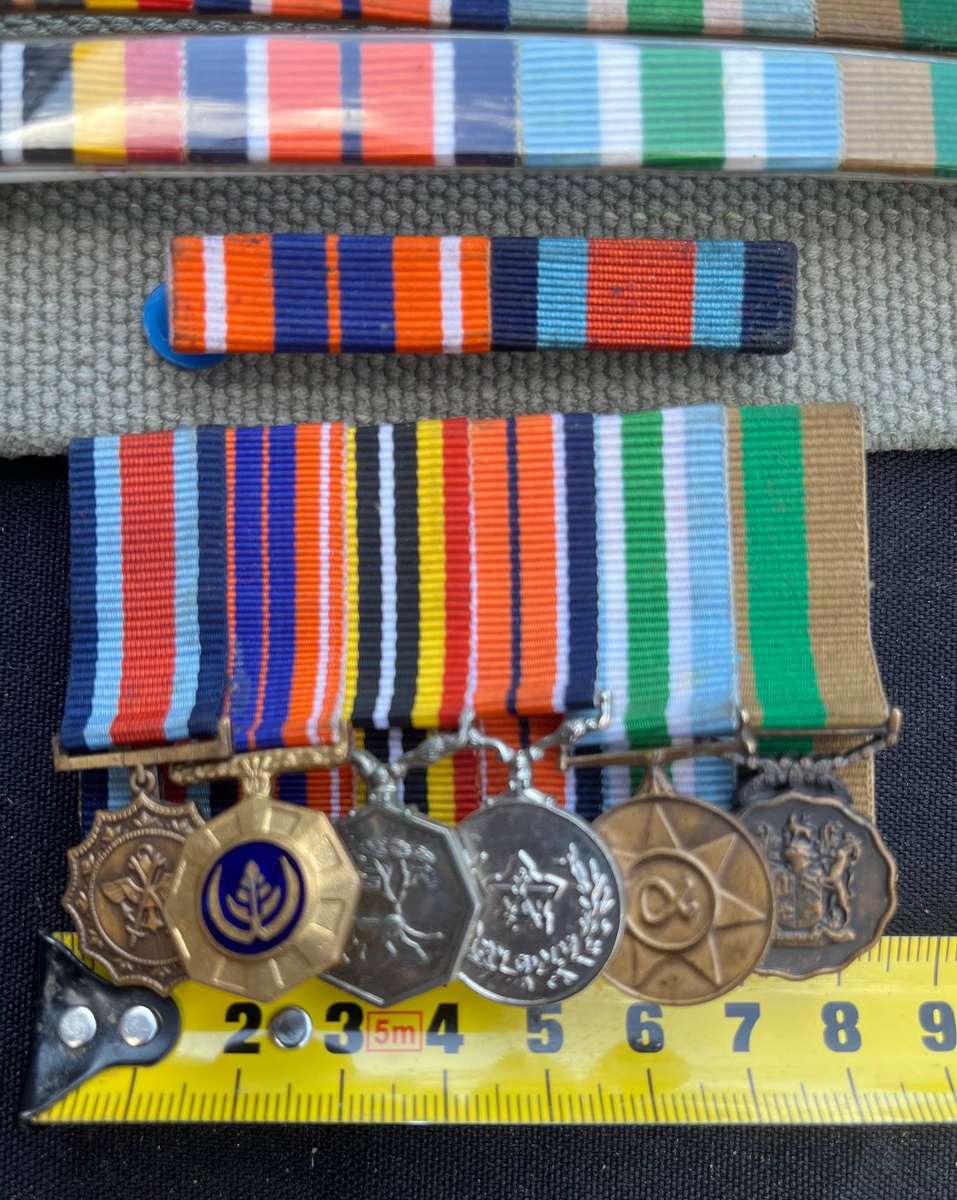 SADF Small Medals and belt