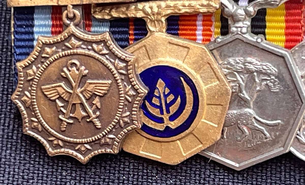 SADF Small Medals and belt