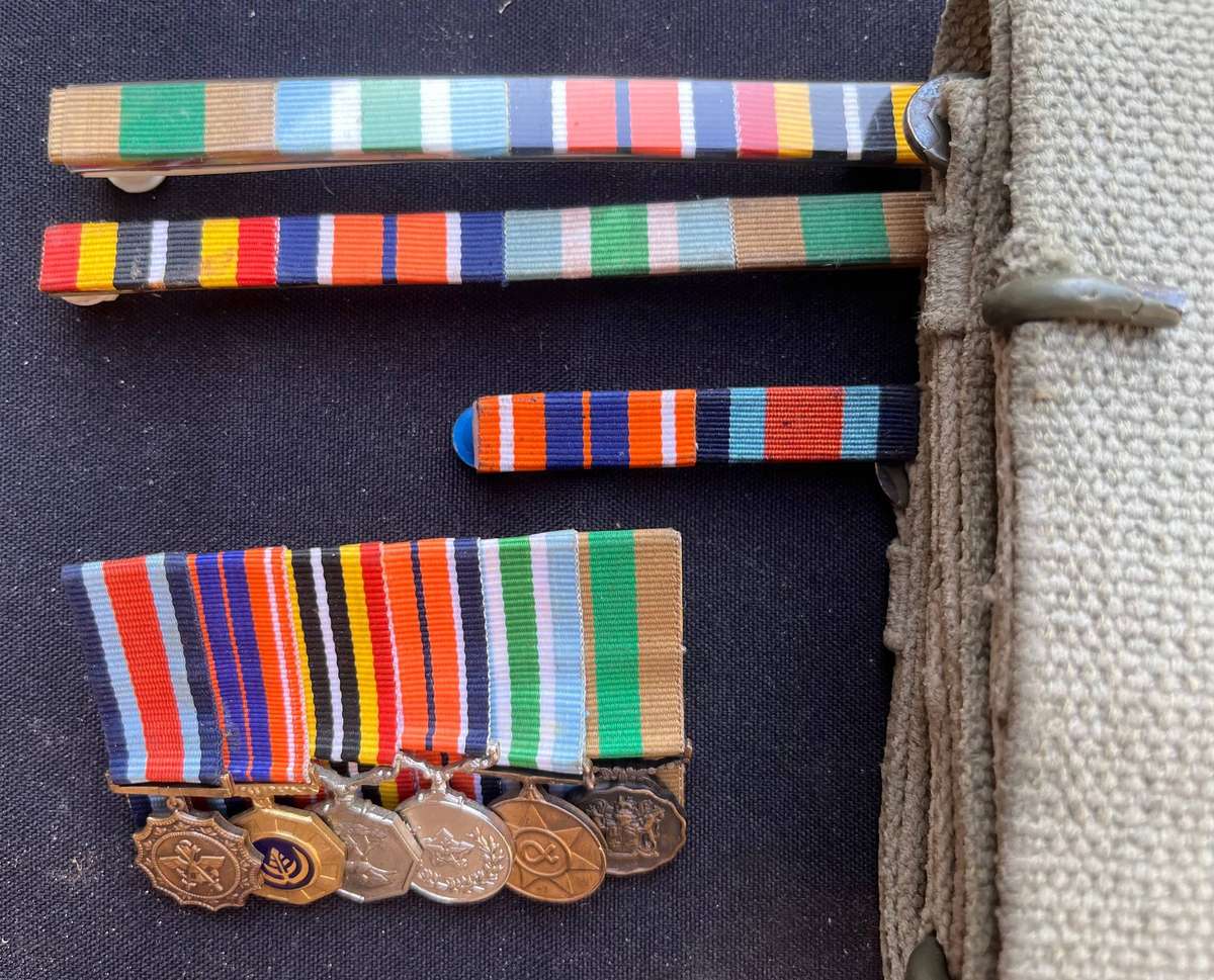 SADF Small Medals and belt