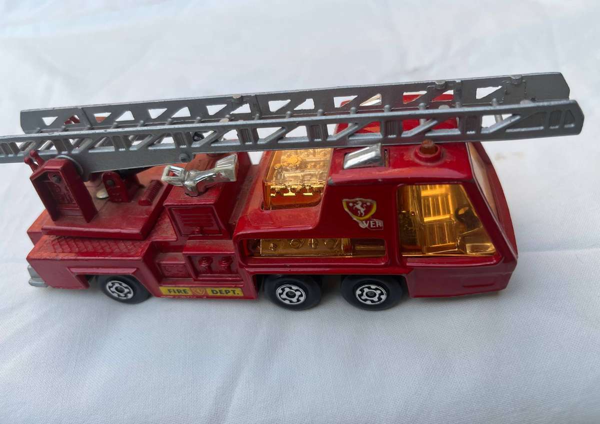 MATCHBOX Fire truck