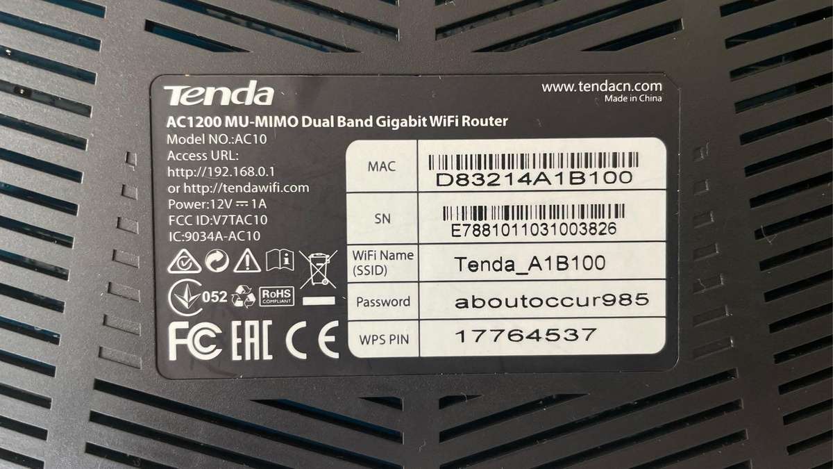 D-Link DIR-825 Wireless AC1200 WiFi Dual Band Gigabit Router ( NO POWER CABLE )