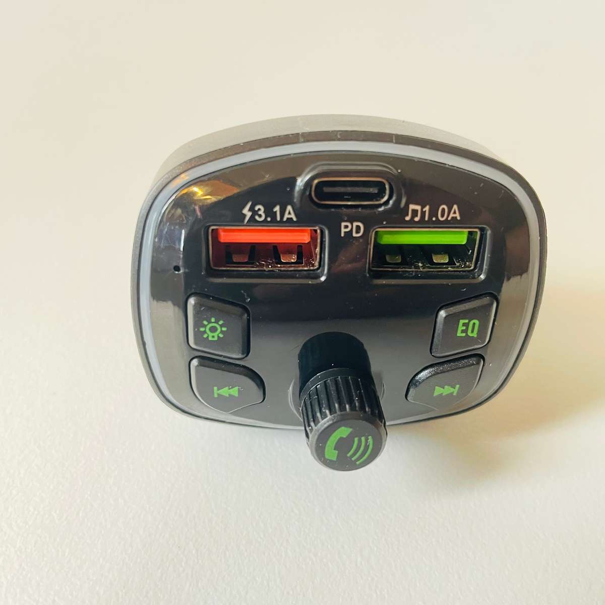 Wireless Car MP3 Player with Wireless, PD USB Type C Charger, Dual USB Ports, 3.1A Fast Cha