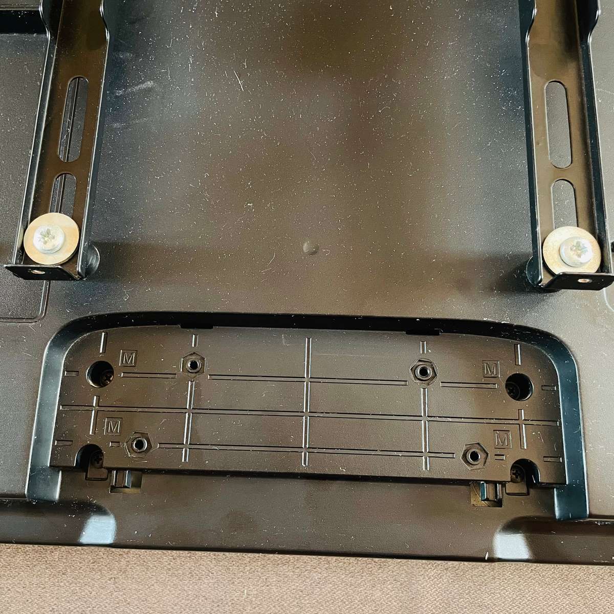 Samsung 32 tv (( Non Smart Tv ))