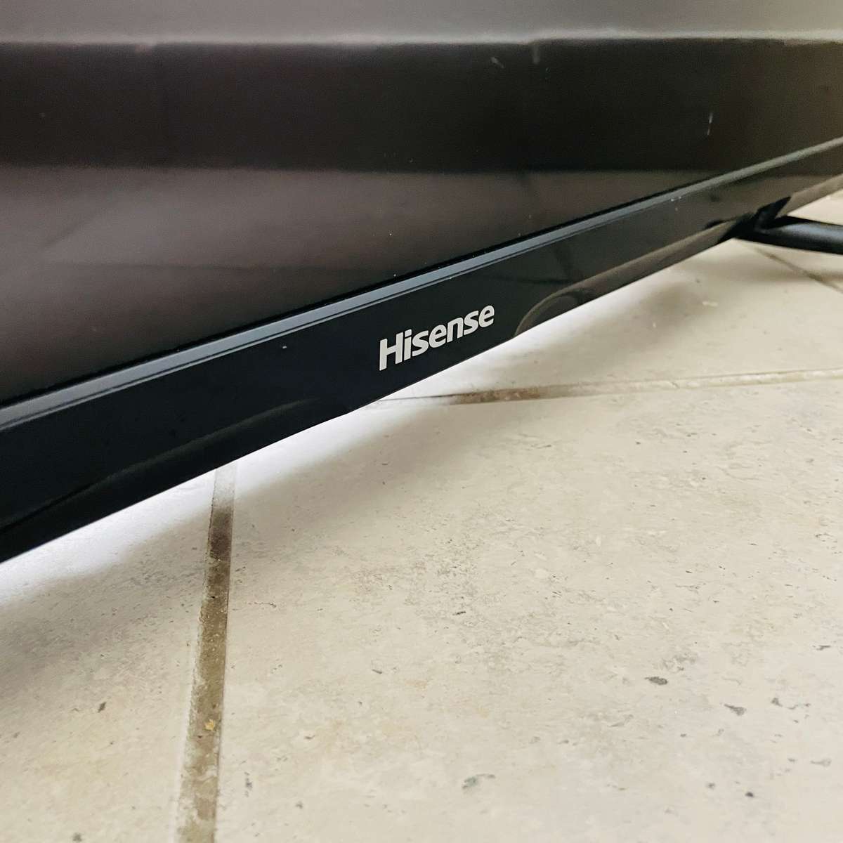 Hisense 42 inch plasma TV (( Non Smart TV ))