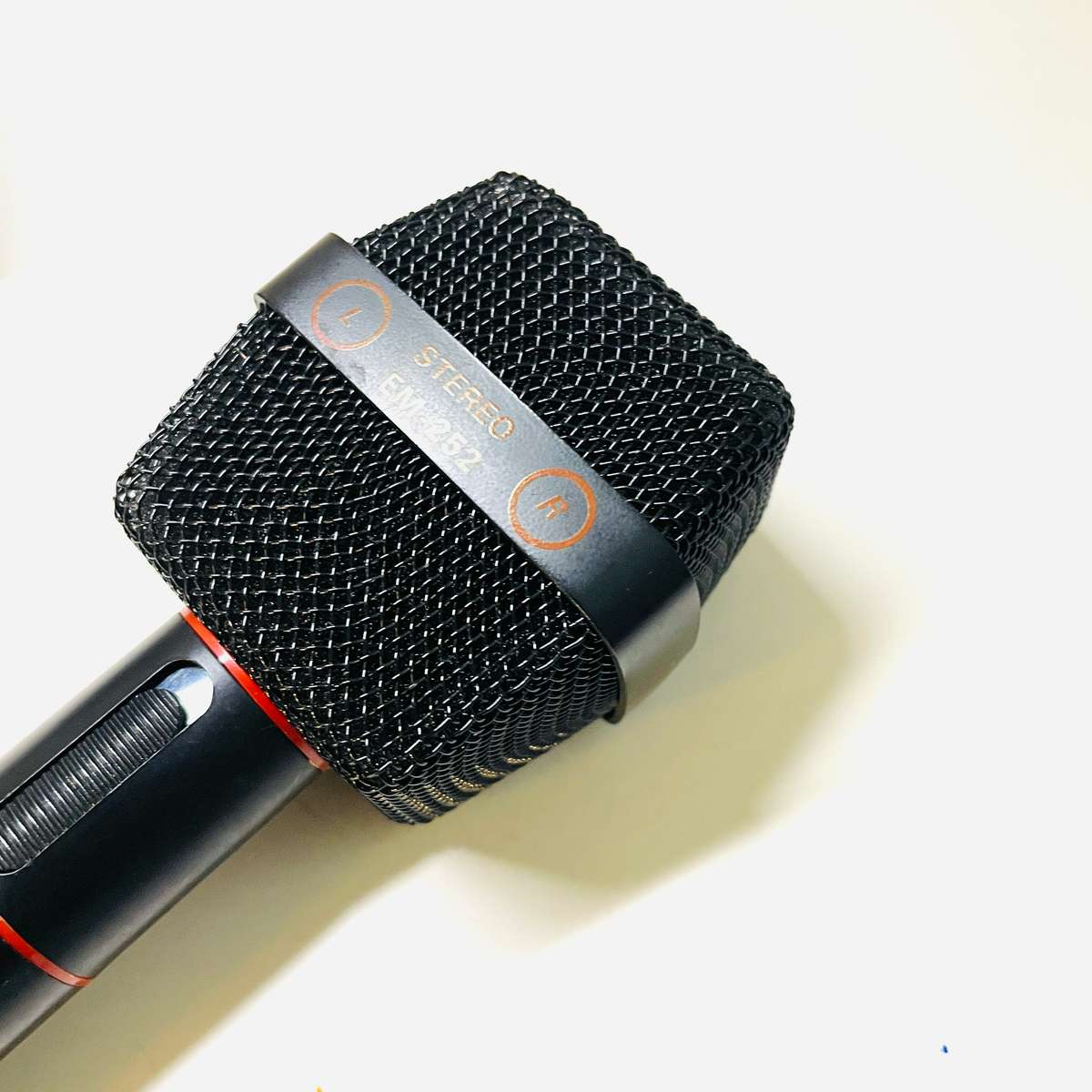 Sennhiser Wireless Professional Microphone equipment and wired Microphone.